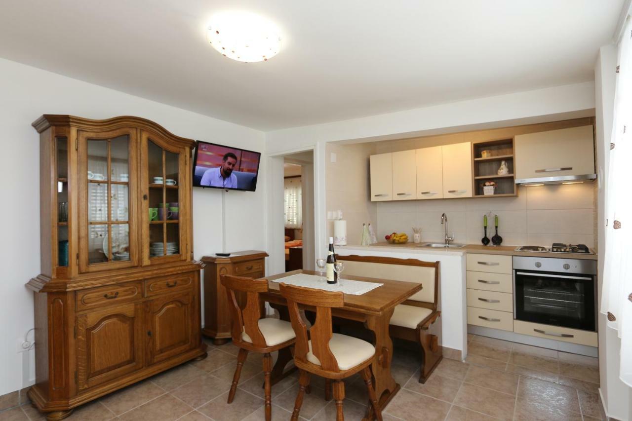 Apartment Damirk Polje  Esterno foto